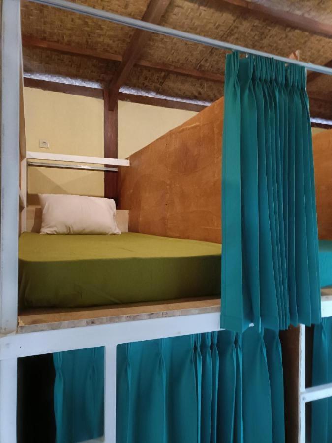 Hotel La Vie En Rose Senggigi Habitación foto
